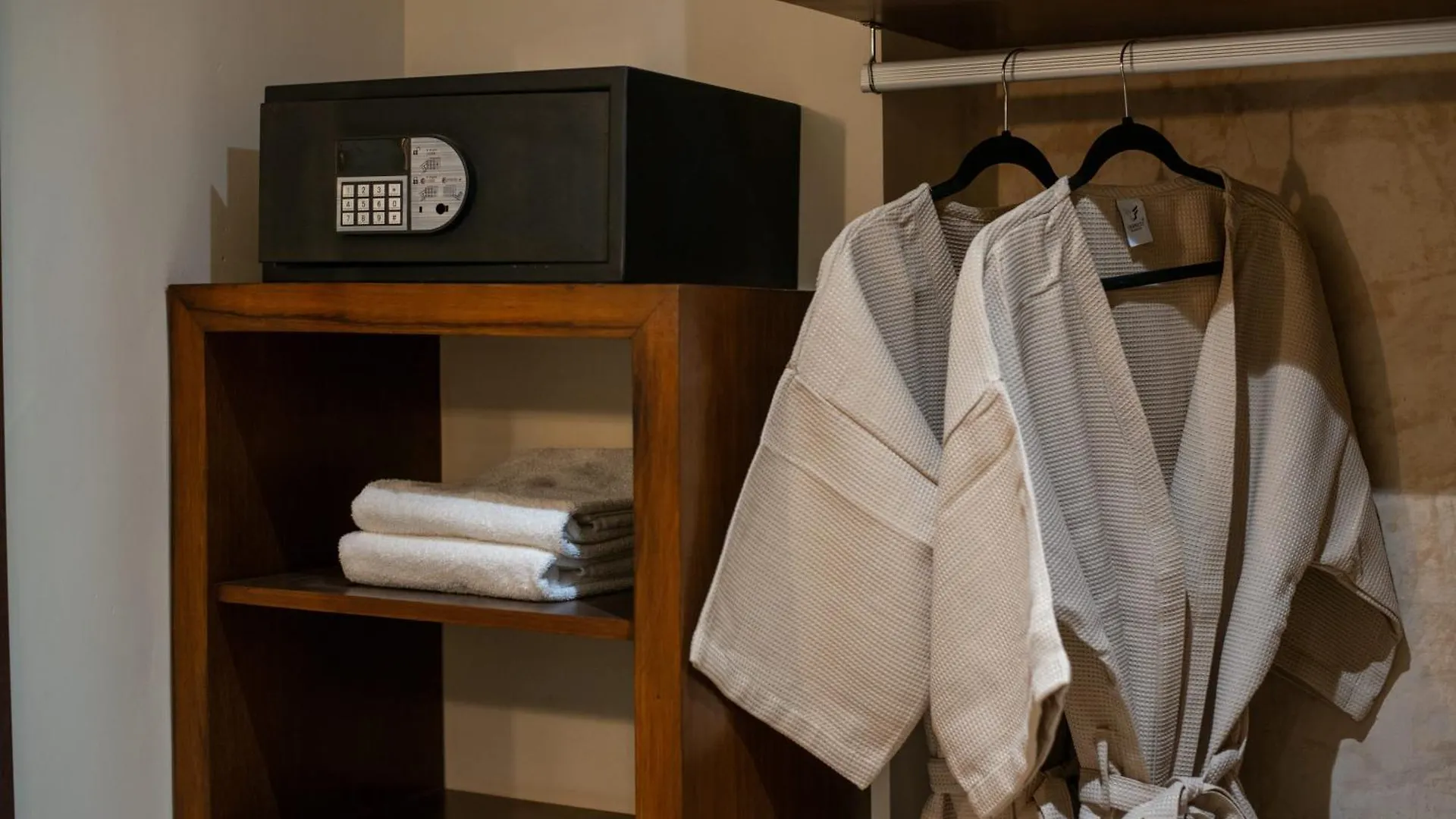Kahatsa' Boutique Hotel 图卢姆